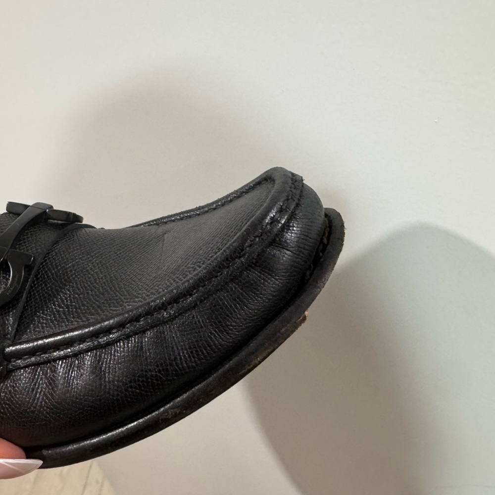 Salvatore Ferragamo Black Textured Loafers - Picture 9 of 11